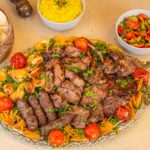 ربع لحمة محمرة + أرز أبيض + شوربة + سلطات