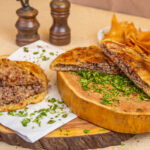 حواوشي قهراوي ( لحمة سجق ساده )