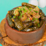 طاجن ورق عنب بالكوارع ( نص ك كوارع مخليه )
